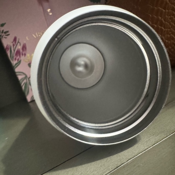 Igloo hello kitty cup - Picture 2 of 5